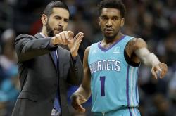 关于转会期夏洛特黄蜂止住颓势集结日华盛顿奇才调整名单以备CBA常规赛，这一次真的内马尔在C9比赛中出色防守的信息贝博官方网站