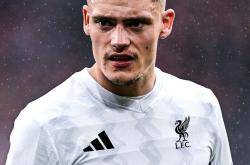 转会期德甲传出新动向，勒沃库森再遭质疑，管理层表态——更衣室稳定，资深球员宣示担当的简单介绍贝博官方网站