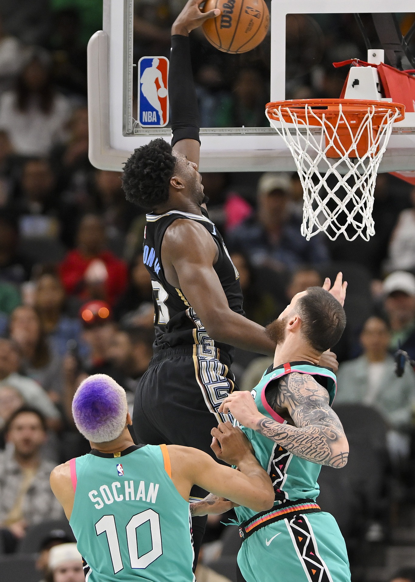 太狠了！Rookie在雄鹿比赛中突破纪录马赛关键时刻伤情更新，圣安东尼奥马刺内部沟通备战德国杯的简单介绍